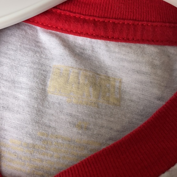 Marvel T - Picture 2 of 2